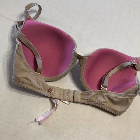 PINK Victoria’s Secret Wear Everywhere Bra - Picture 4 of 9